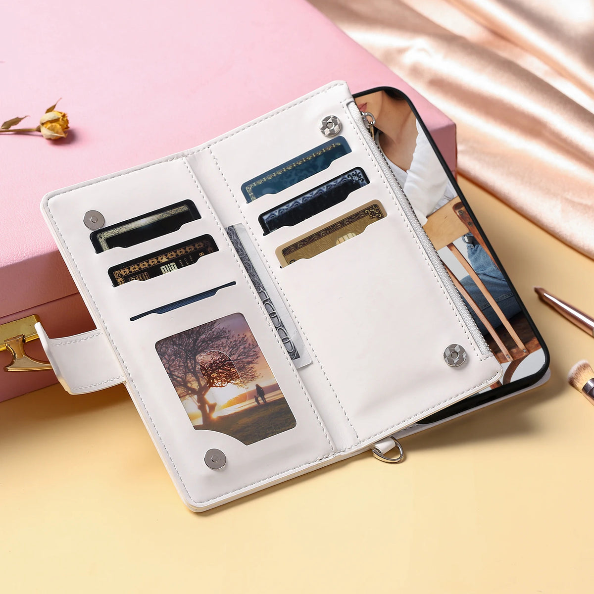 Rhombic Wallet Case Galaxy S & A, buttons & port cutouts