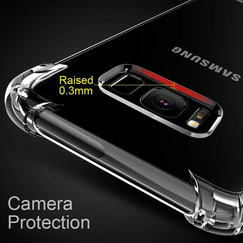 Flexible 1.5mm transparent soft TPU material and shock-absorbing corners on the Samsung Galaxy clear case